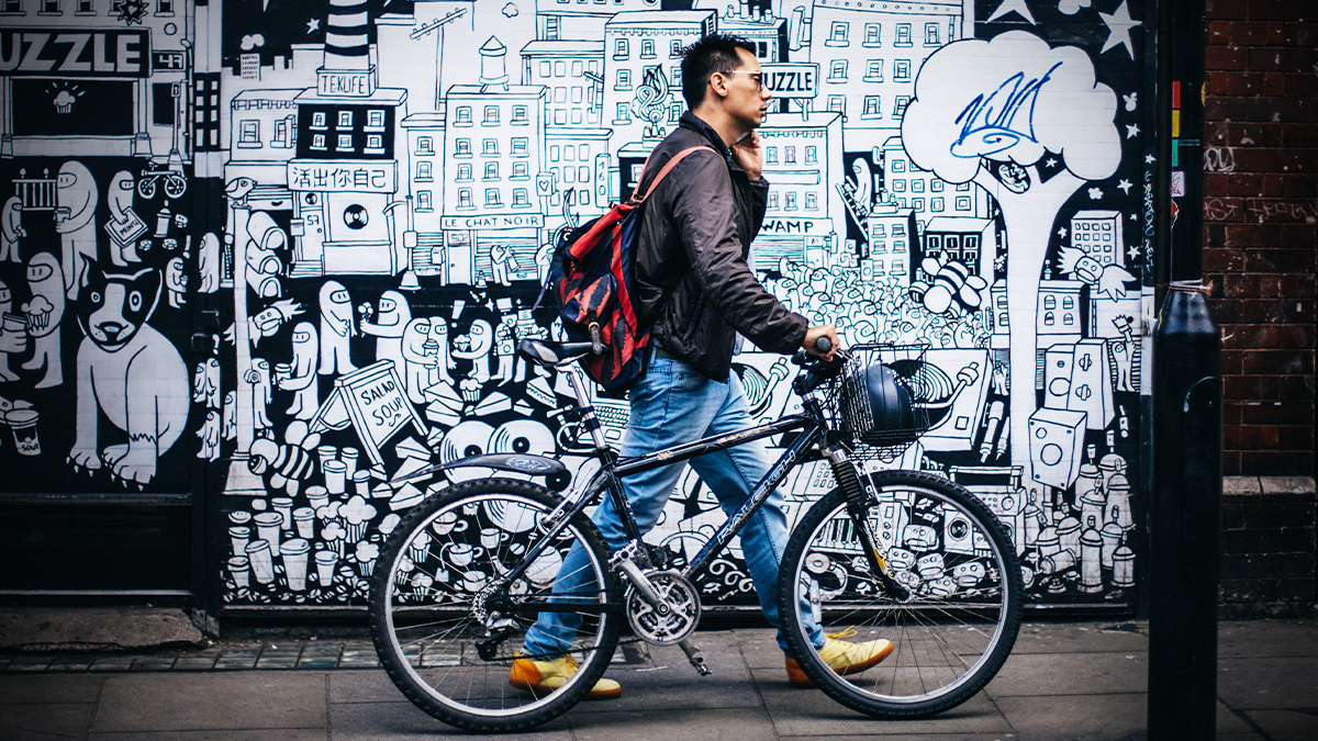 Graffiti and bike